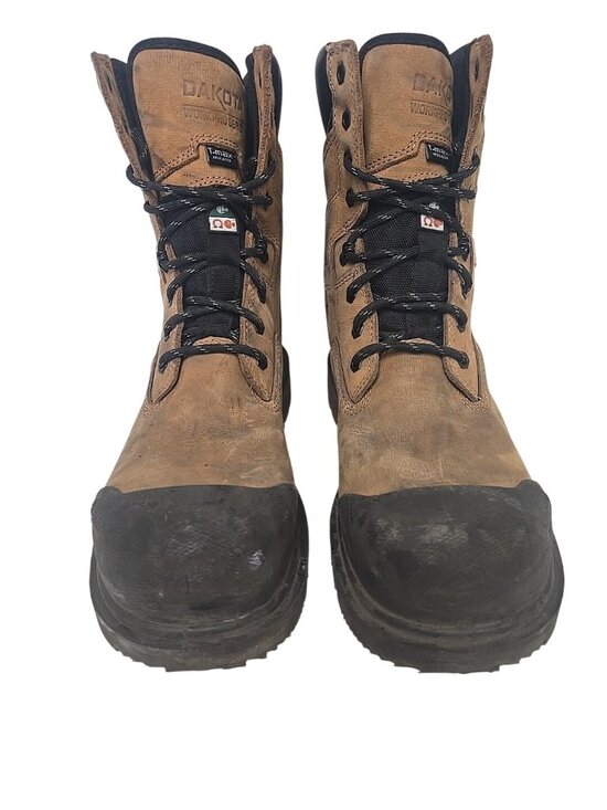 DAKOTA Men 8\